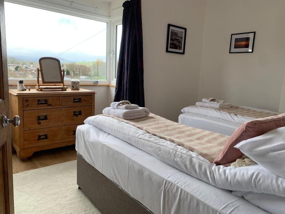 Mountain Views In The Heart Of Brecon Town Villa Dış mekan fotoğraf